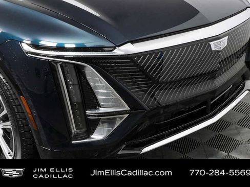New 2026 Cadillac Lyriq Premium Luxury image 37