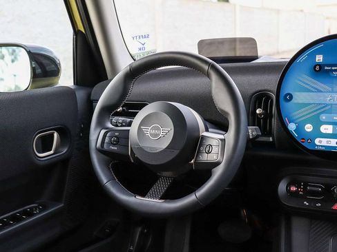 Used 2025 MINI Cooper S image 15