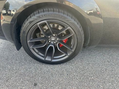 Used 2019 Dodge Challenger R/T Scat Pack image 5