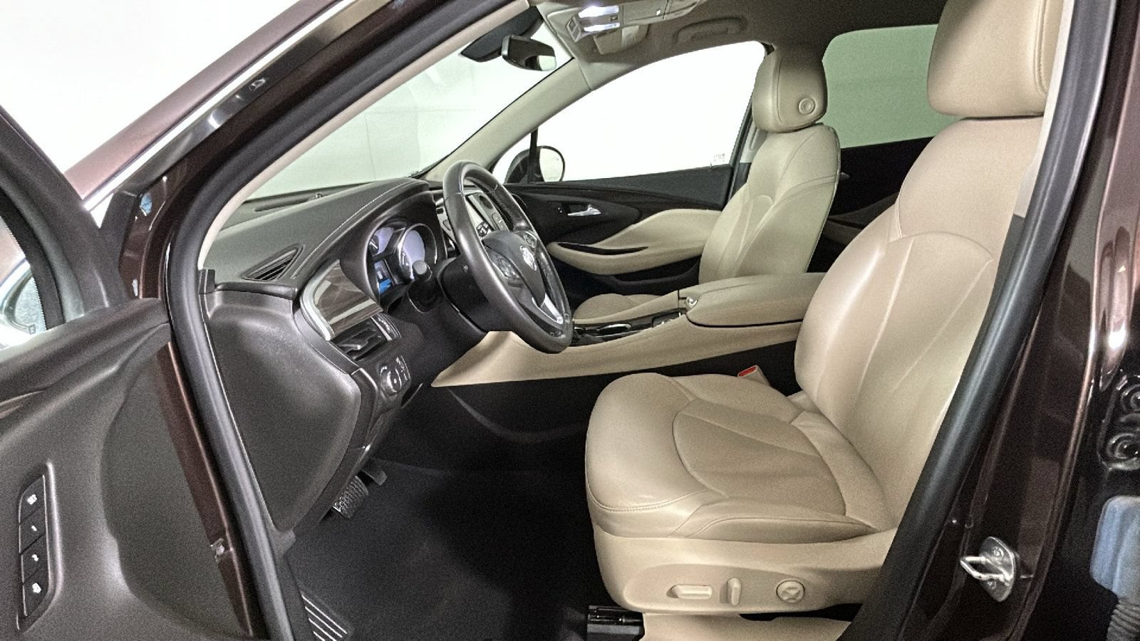 Used 2020 Buick Envision Essence FWD image 14