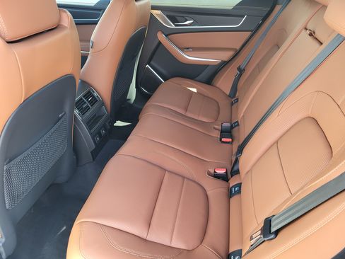 New 2026 Jaguar F-PACE R-Dynamic S image 18