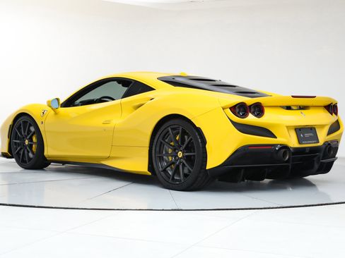 Certified 2022 Ferrari F8 Tributo image 7