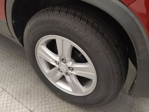 Used 2020 Chevrolet Trax LT w/ LT Convenience Package image 31