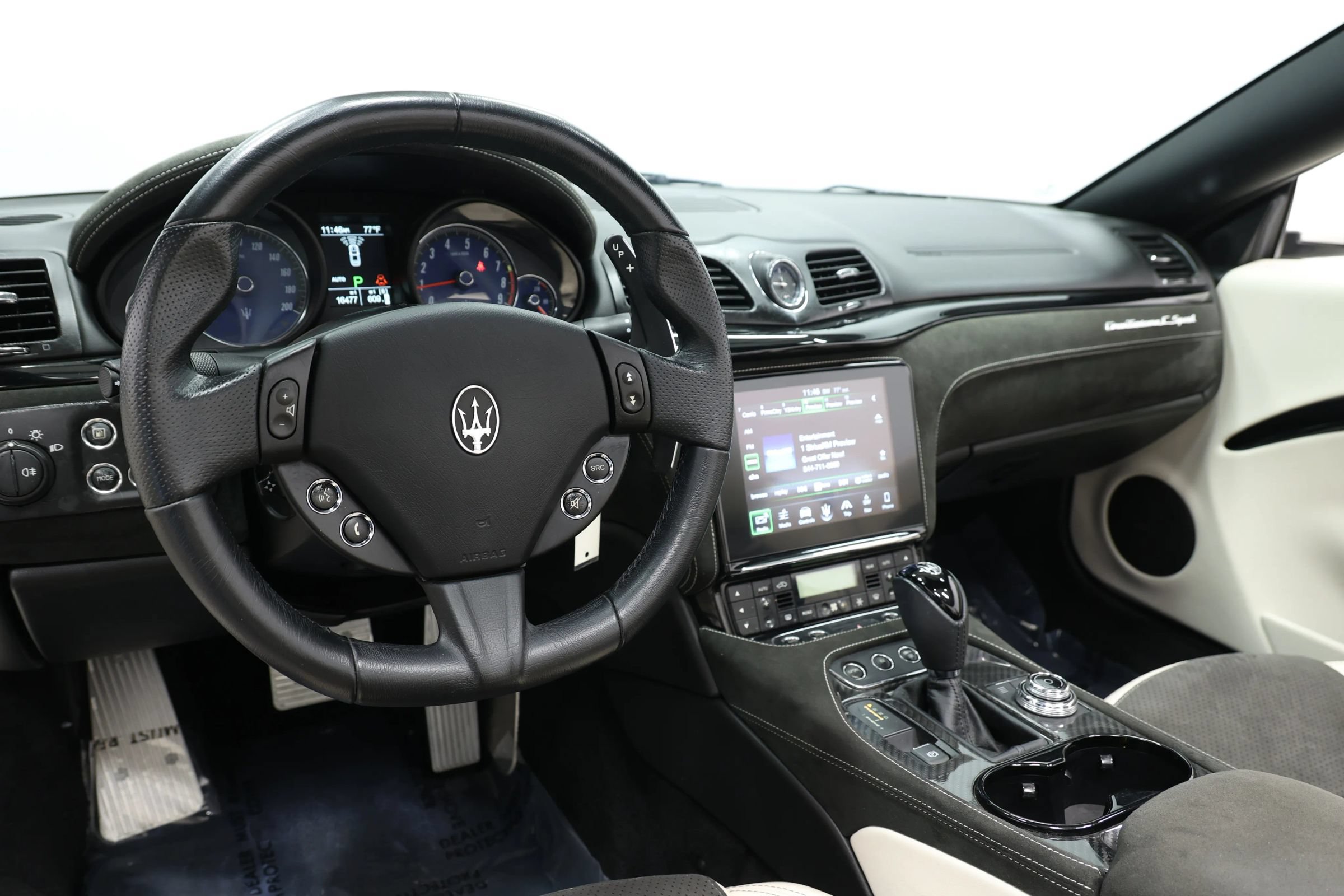 Used 2018 Maserati GranTurismo Sport RWD image 21