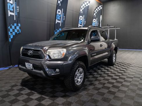 Used 2012 Toyota Tacoma 4x4 Double Cab w/ SR5 Pkg image 1