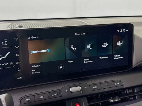 Used 2025 Kia K4 EX FWD image 25