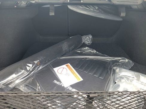 New 2025 Nissan Sentra SR w/ Midnight Edition image 36