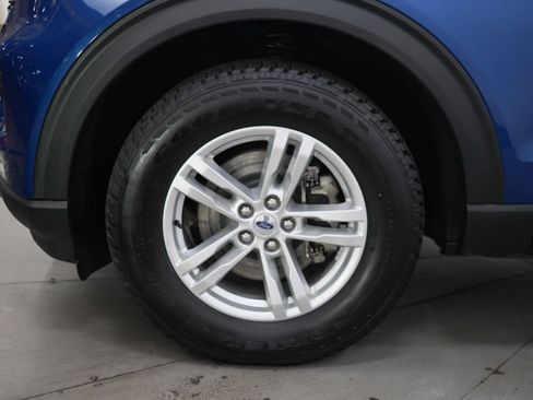 Used 2023 Ford Explorer 4WD w/ Class IV Trailer Tow Package image 32