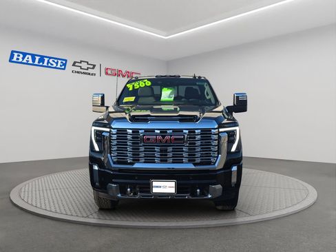 New 2025 GMC Sierra 2500 Denali w/ Denali Reserve Package image 3