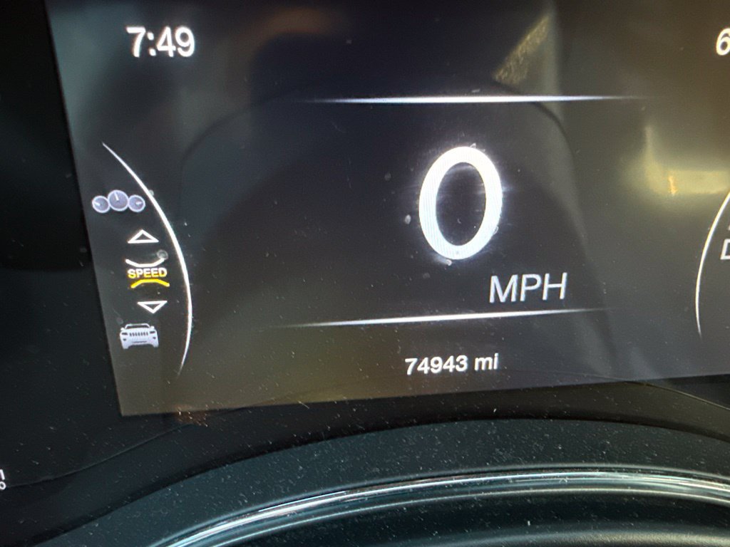 Used 2018 Jeep Grand Cherokee Limited AWD/4WD image 9