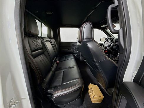 Certified 2024 Nissan Frontier Pro-X w/ Pro Premium Package image 28