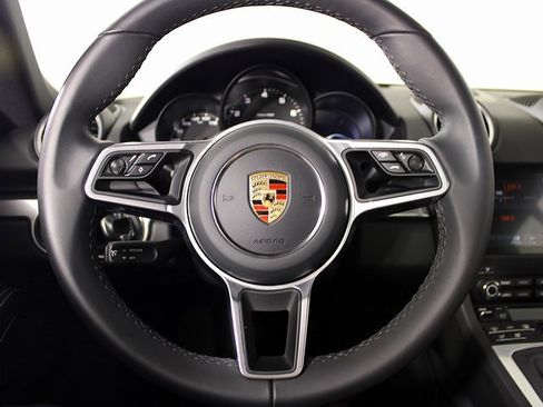 Used 2024 Porsche 718 Cayman image 18