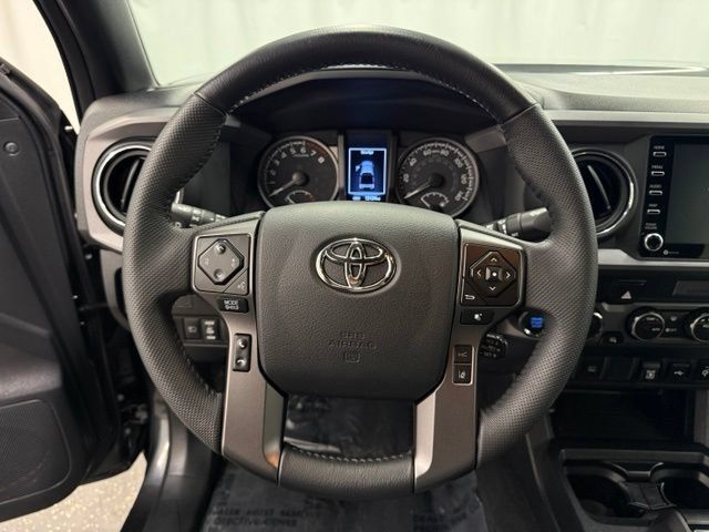 Used 2023 Toyota Tacoma TRD Off-Road AWD/4WD image 13