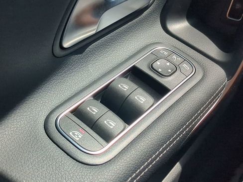 Used 2025 Mercedes-Benz CLA 250 image 10
