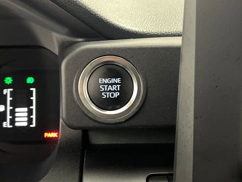 Used 2025 Toyota 4Runner SR5 image 44