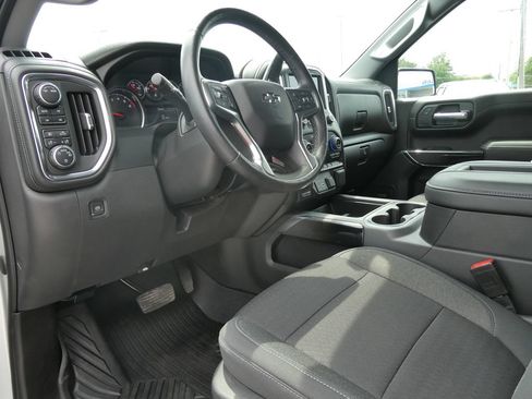 Used 2021 Chevrolet Silverado 1500 RST AWD/4WD image 23