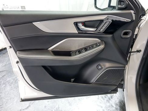 Used 2023 Acura MDX SH-AWD w/ Technology Package image 28