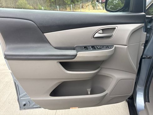 Used 2013 Honda Odyssey EX-L image 14