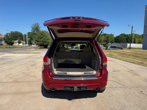 Used 2014 Jeep Grand Cherokee Overland AWD/4WD image 8
