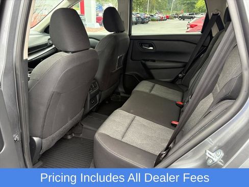 Used 2025 Nissan Rogue SV AWD/4WD image 21