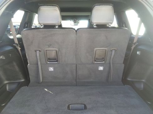 Used 2023 Jeep Grand Cherokee L Laredo image 8