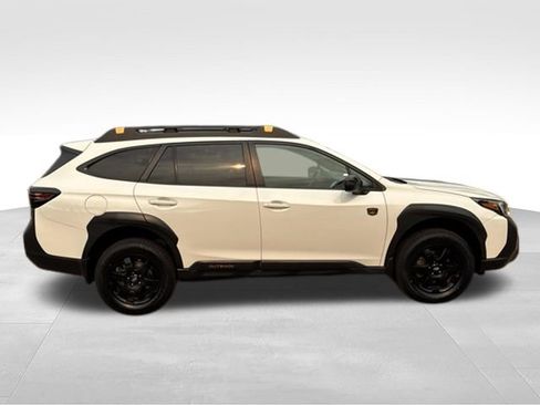 Used 2022 Subaru Outback Wilderness w/ Wilderness Package AWD/4WD image 12