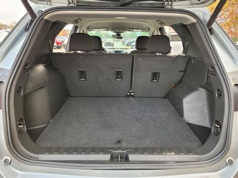 Used 2024 Chevrolet Equinox LT image 14