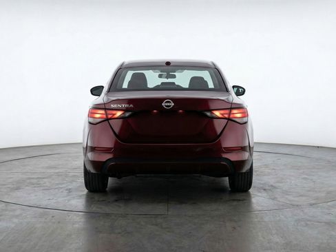 Used 2025 Nissan Sentra SV image 7