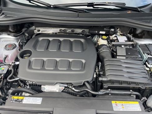 New 2025 Volkswagen Tiguan S image 27