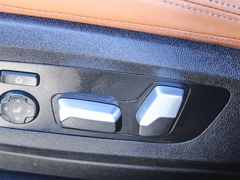 Used 2023 BMW X5 xDrive45e w/ Parking Assistance Package image 21