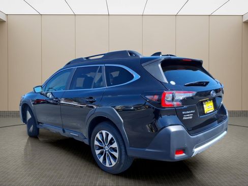 Used 2024 Subaru Outback Limited AWD/4WD image 11