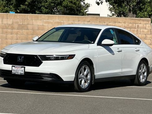 Certified 2023 Honda Accord LX image 8