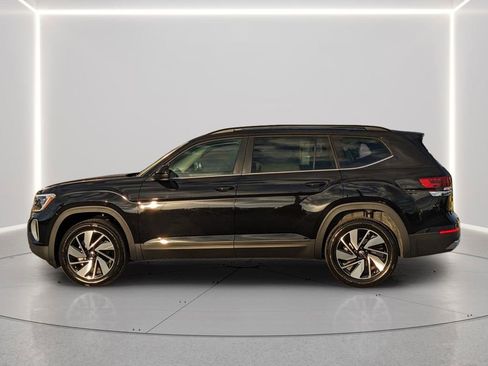 New 2026 Volkswagen Atlas SE FWD image 6