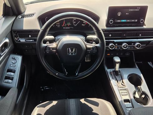 Used 2025 Honda Civic Sport image 13