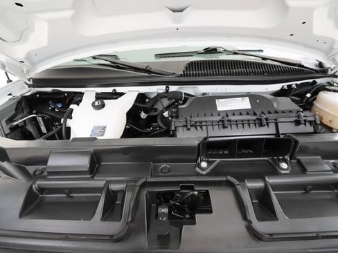 Used 2024 Chevrolet Express 3500 LT w/ LT Preferred Equipment Group image 5