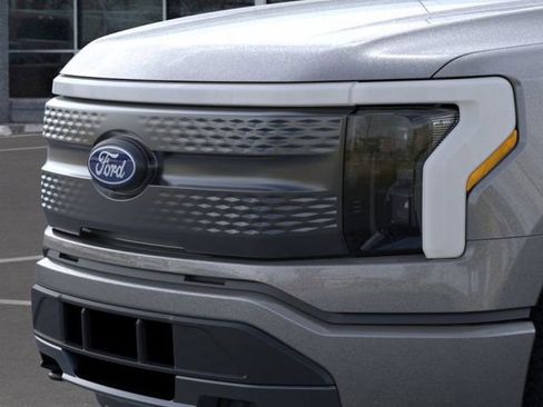 New 2025 Ford F150 Lightning XLT image 17