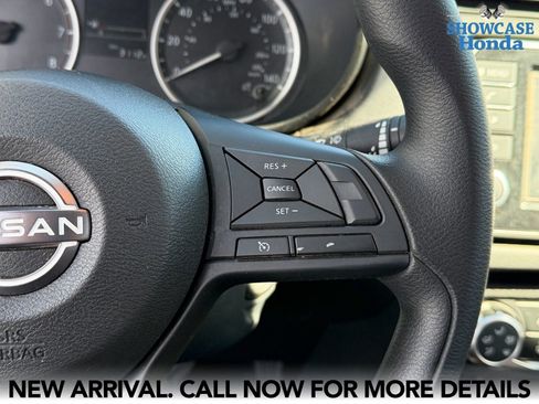 Used 2025 Nissan Versa S w/ S Plus Package image 14