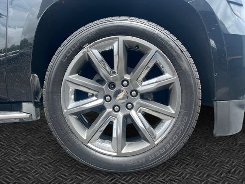 Used 2016 Chevrolet Suburban LTZ AWD/4WD image 10