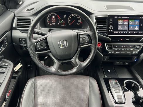 Used 2024 Honda Ridgeline Black Edition image 15