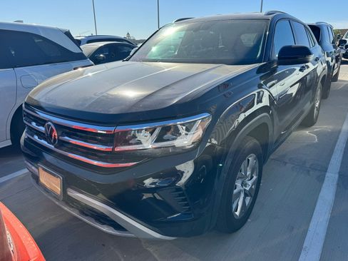 Used 2021 Volkswagen Atlas Cross Sport S AWD/4WD image 2