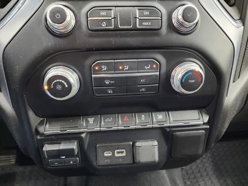 Used 2022 GMC Sierra 2500 SLE image 15