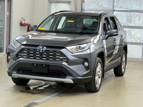 Used 2021 Toyota RAV4 Limited AWD/4WD image 3