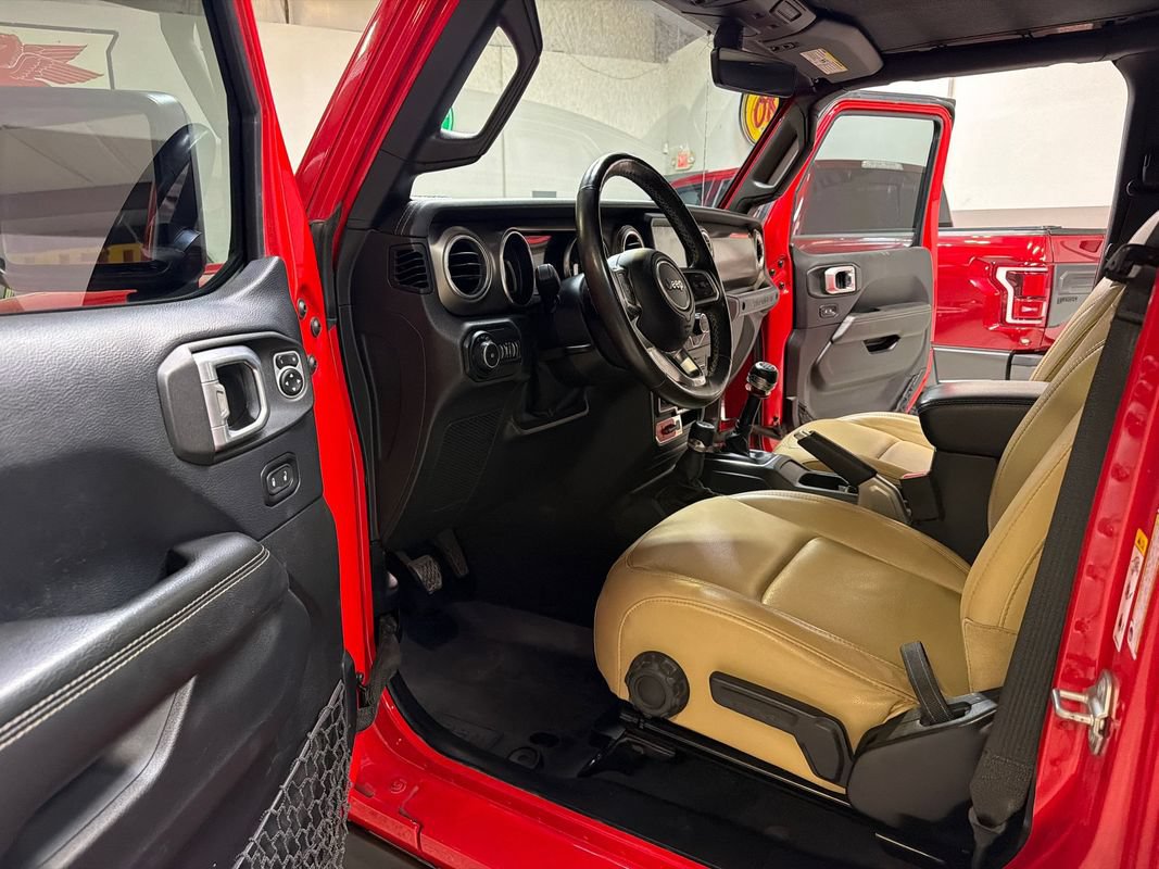 Used 2018 Jeep Wrangler Unlimited Rubicon AWD/4WD image 26