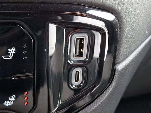 Certified 2024 Chevrolet Silverado 1500 LT AWD/4WD image 25