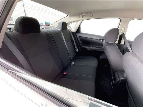 Used 2019 Nissan Sentra S image 35