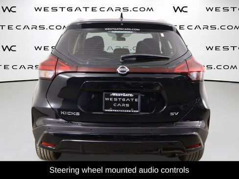 Used 2021 Nissan Kicks SV image 4