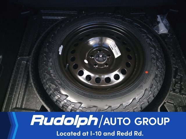 Used 2025 Jeep Compass Trailhawk AWD/4WD image 31