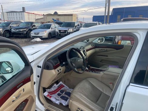 Used 2008 Lexus LS 460 image 12