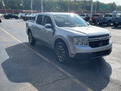 Used 2023 Ford Maverick Lariat w/ Lariat Luxury Package image 2