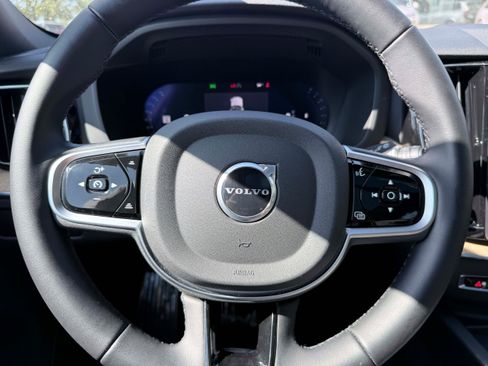 Certified 2026 Volvo XC60 B5 Plus AWD/4WD image 20